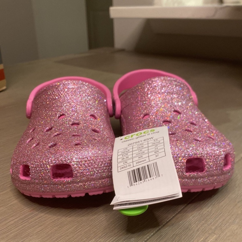 Crocs